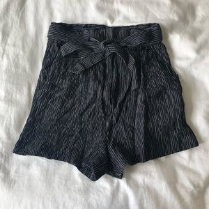 H&M Striped Tie Waist Shorts